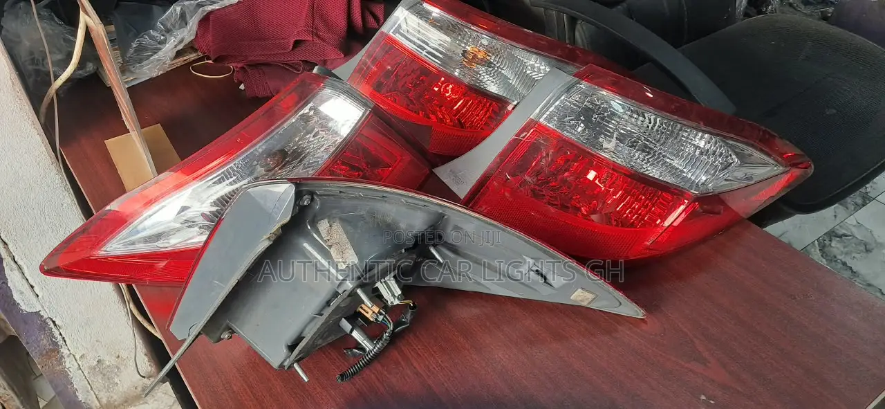 Toyota Corolla 2014 Taillights
