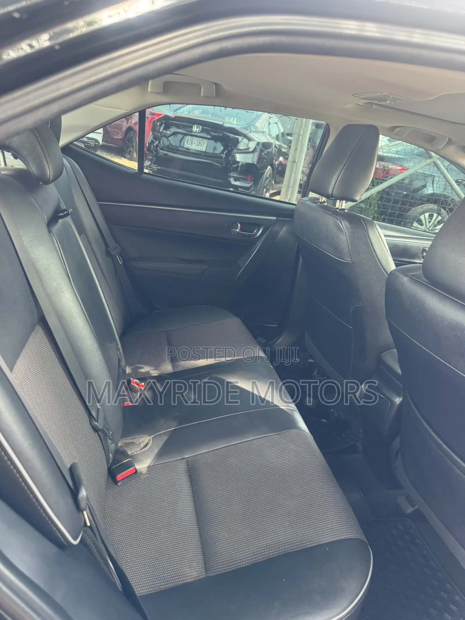 Toyota Corolla 2016 Black