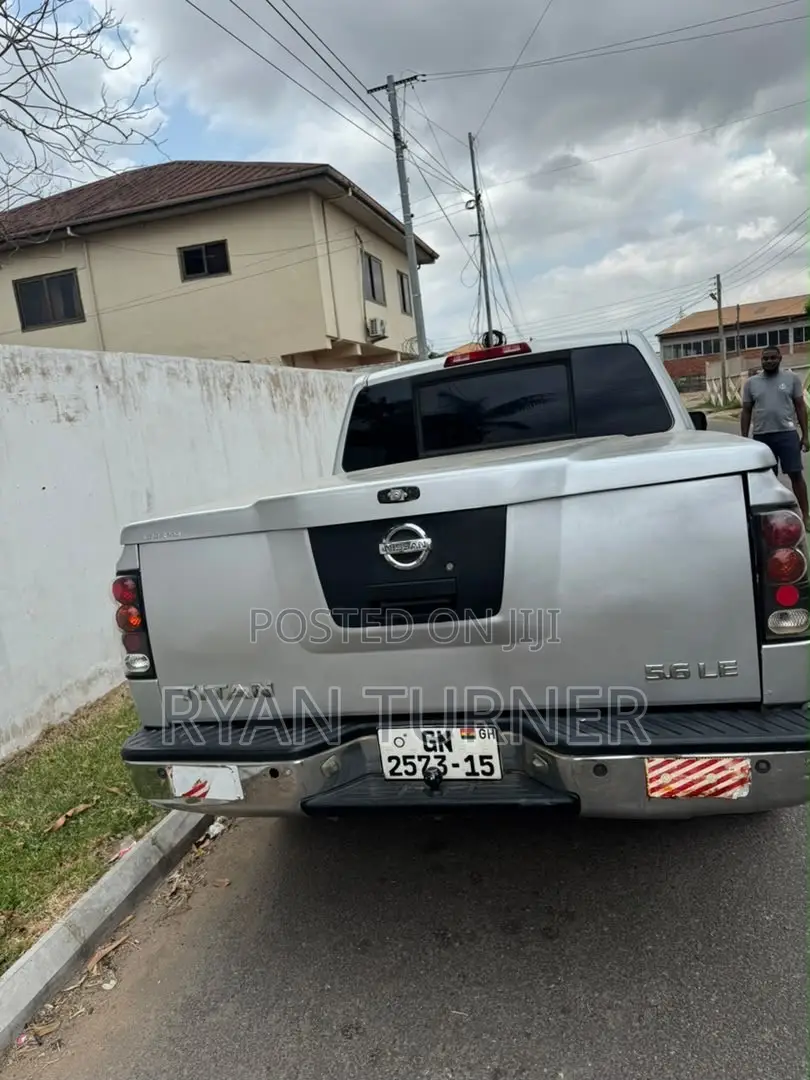 Nissan Titan Crew Cab 2006 Silver