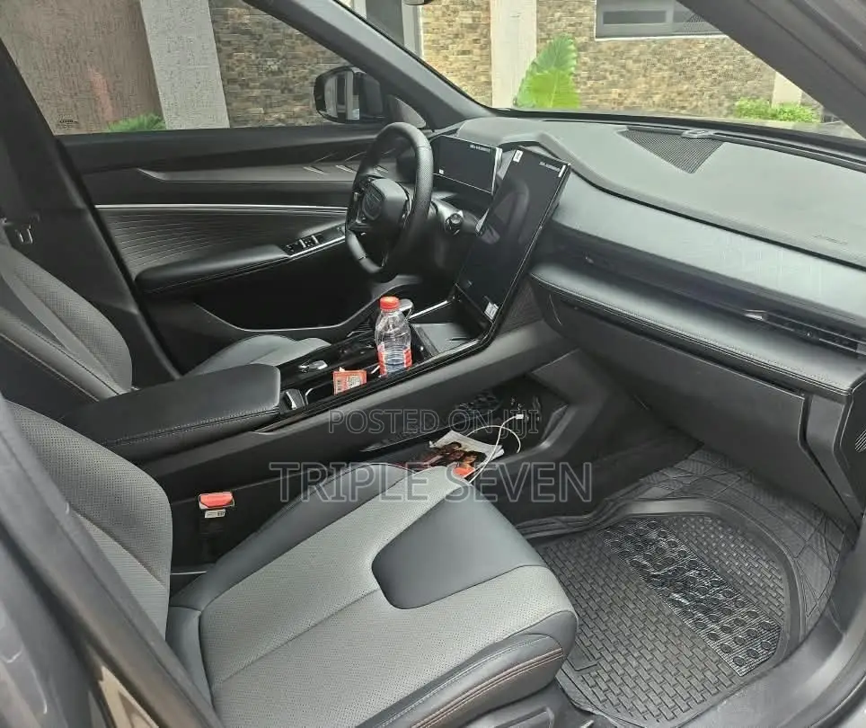 New Geely Coolray 2025 Gray