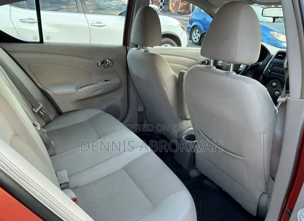 Nissan Versa 1.6 S 4dr Sedan (1.6L 4cyl 4A) 2014 Orange
