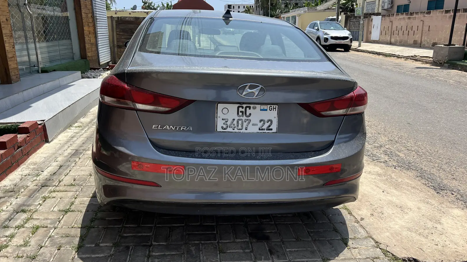 Hyundai Elantra Value Edition 2018 Gray
