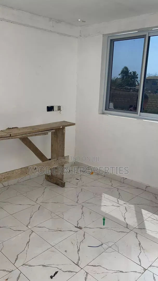 1bdrm Apartment in Modern Properties, Teshie for rent