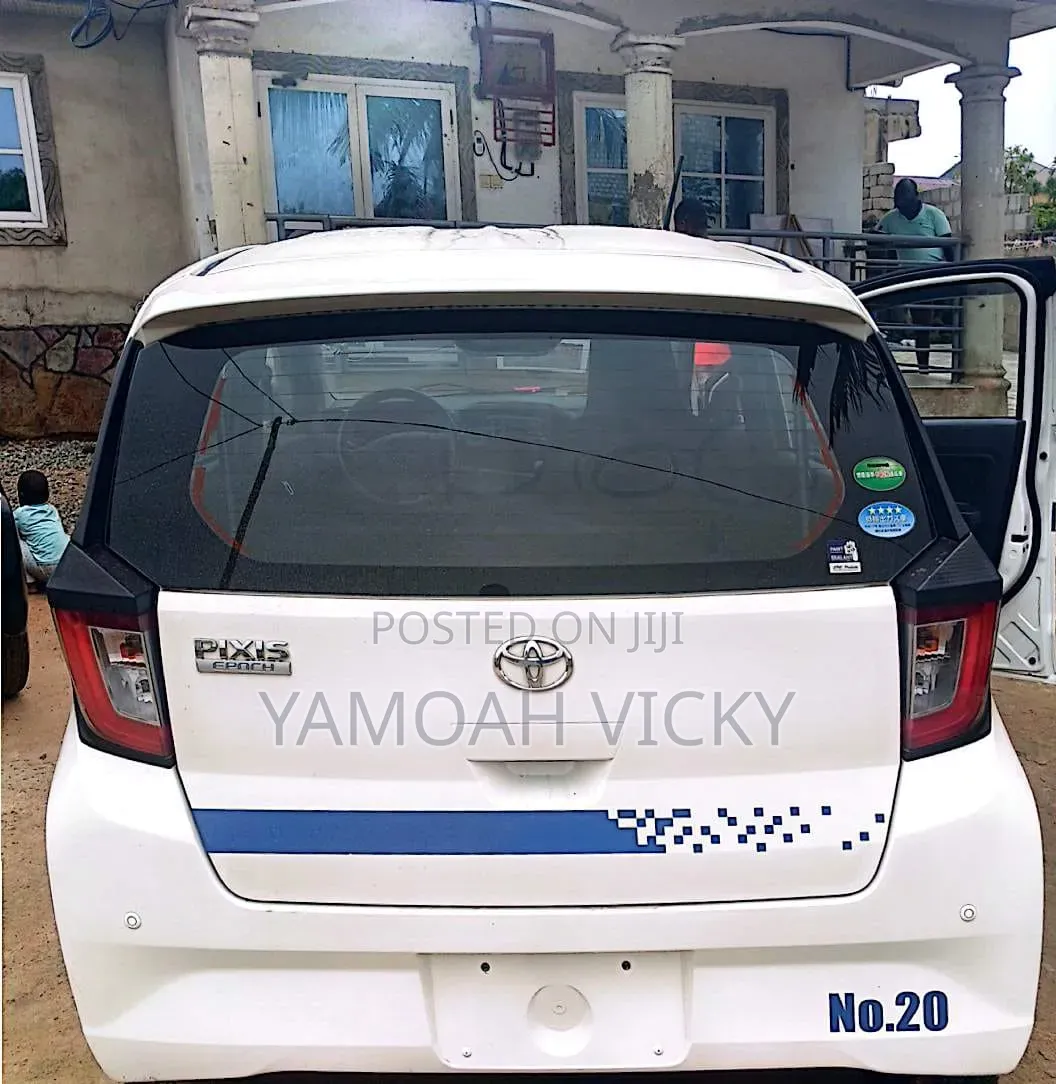 Toyota Pixis 2018 White