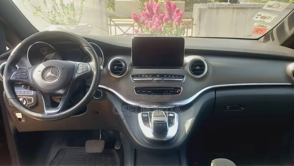Mercedes-Benz V-Class 2018 Black