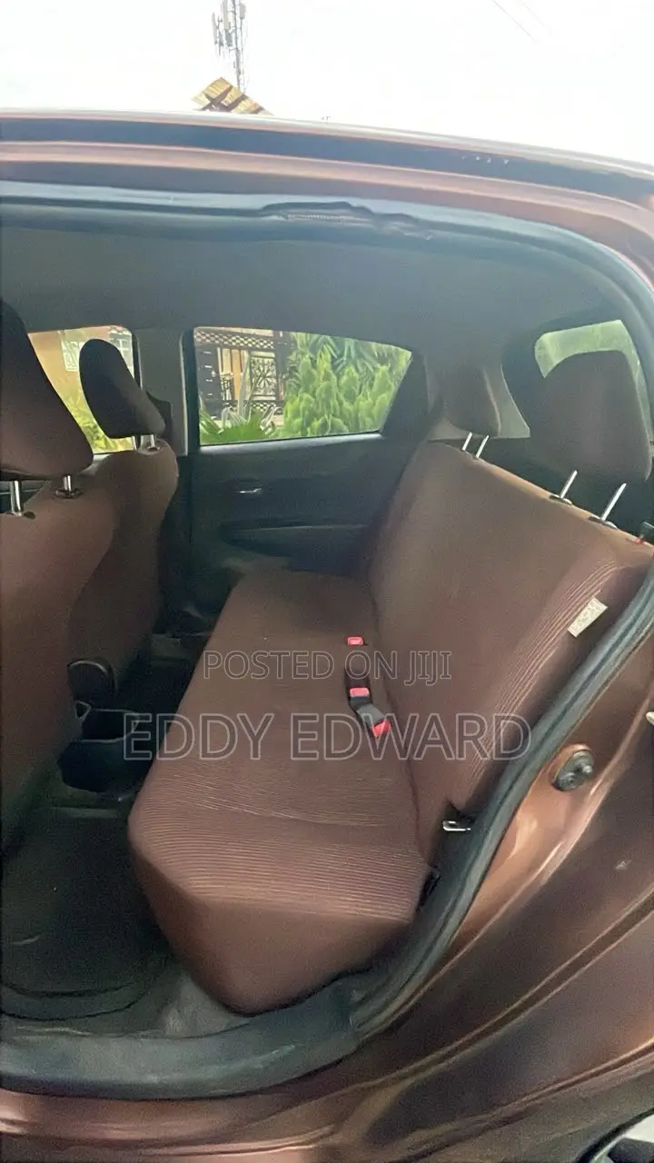Toyota Vitz 2012 Brown