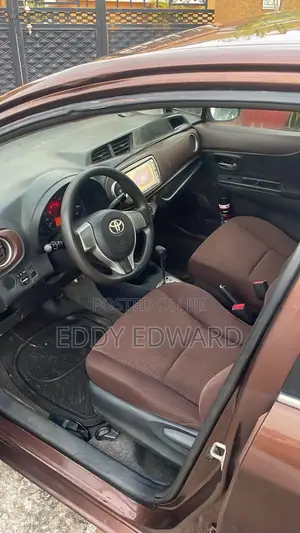 Toyota Vitz 2012 Brown
