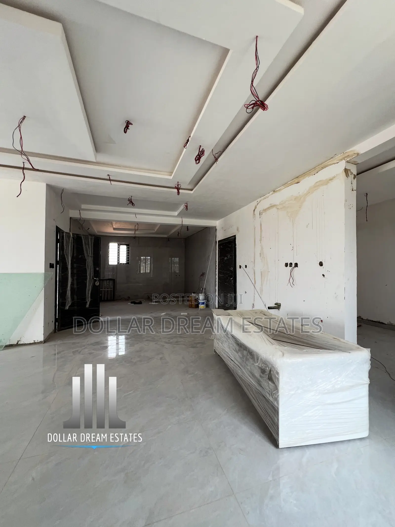 5bdrm House in East Legon for sale