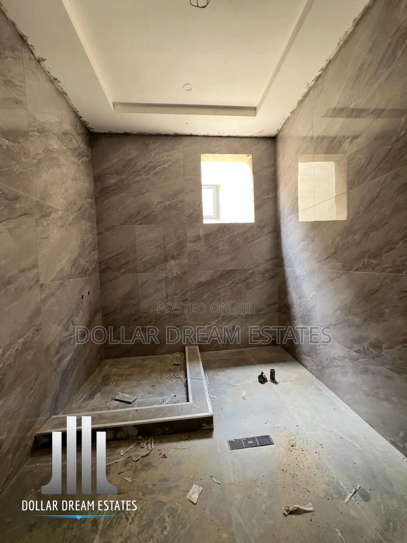 5bdrm House in East Legon for sale