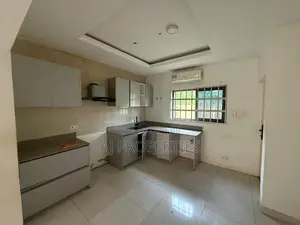 2bdrm House in East Legon for rent