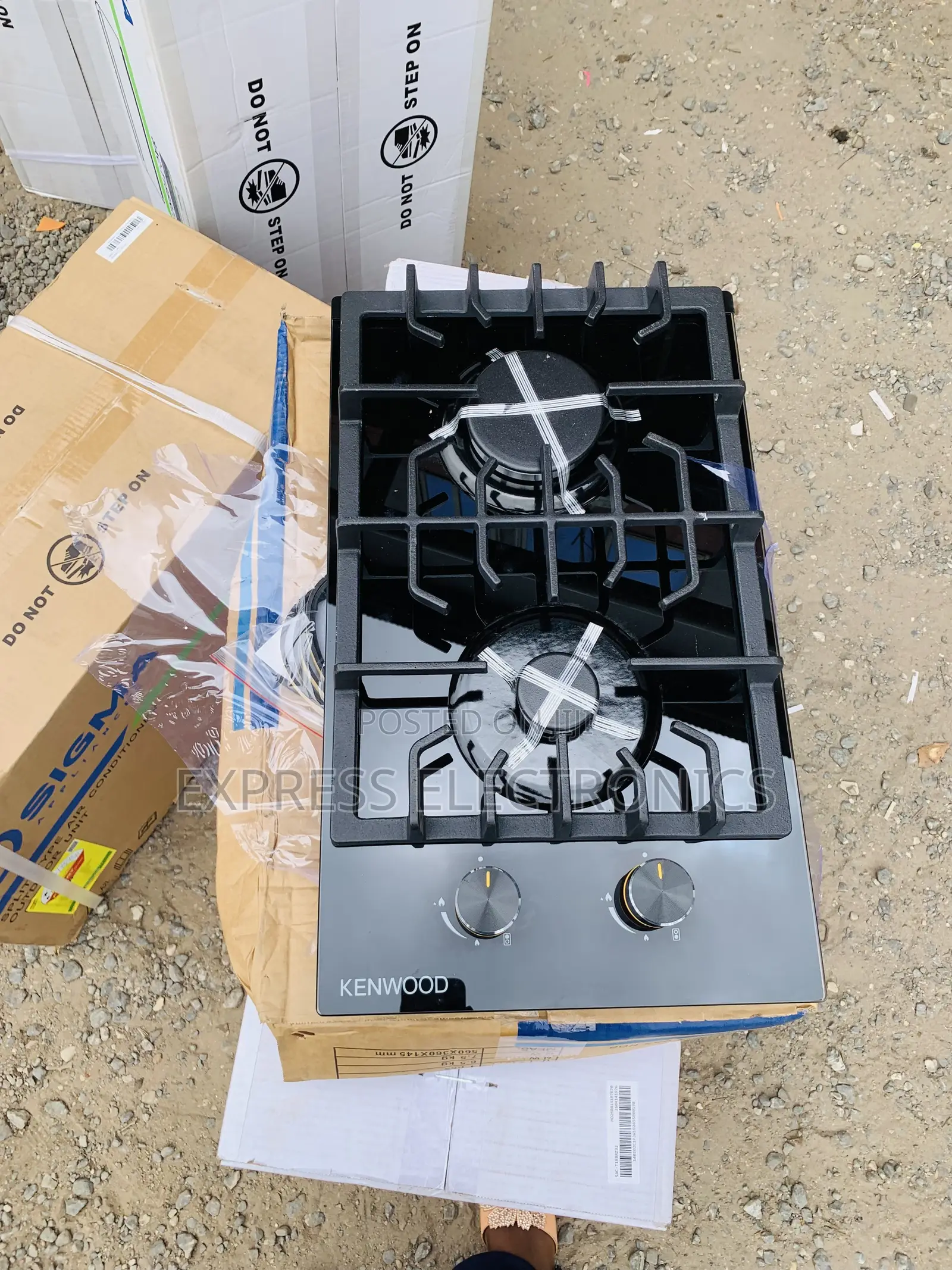Grab the New Kenwood Kenwood Built in 2burner