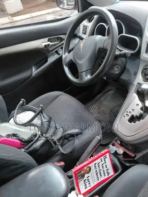 Pontiac Vibe 2010 Red