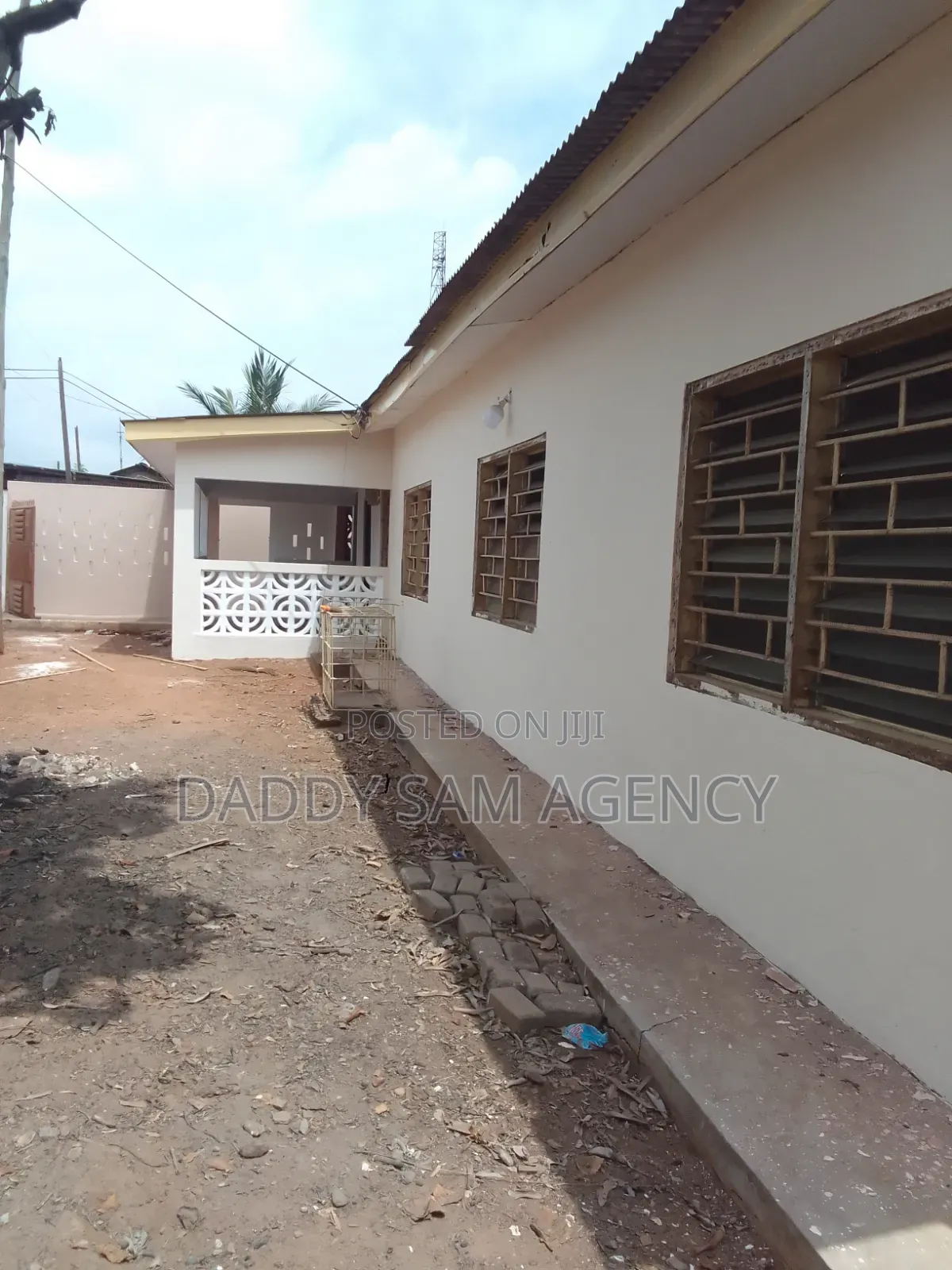 3bdrm House in Daddy Sam Agency, UPSA Area for sale