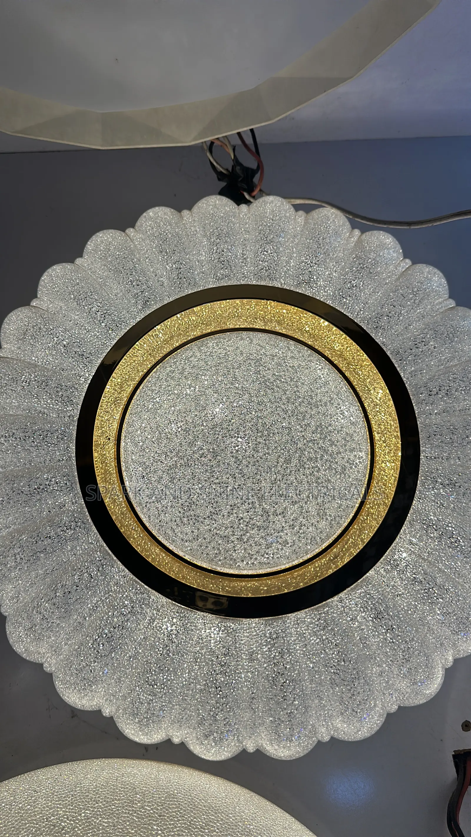 3colored Ceiling Light