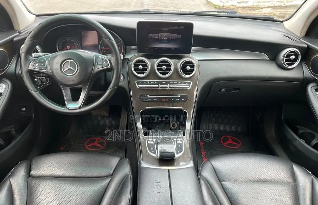 Mercedes-Benz GLC-Class 2016 Black