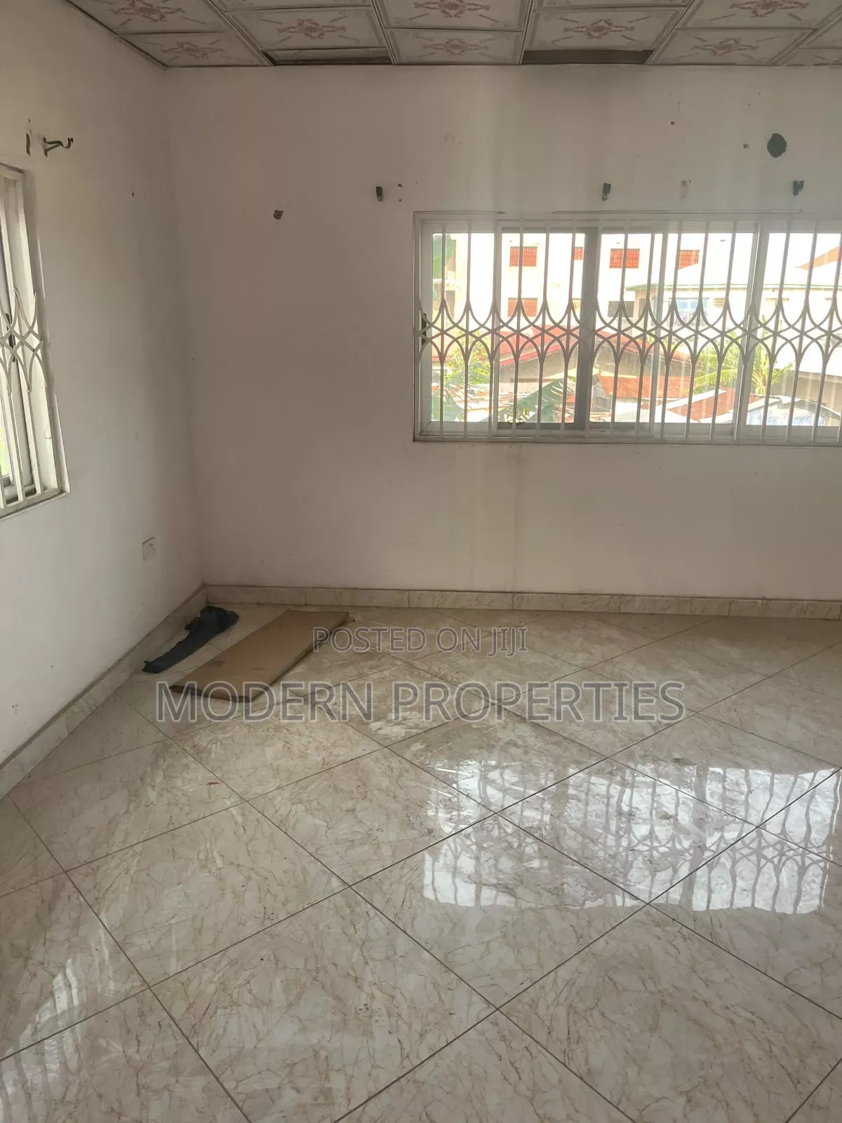 2bdrm Apartment in Modern Properties, New Town for rent