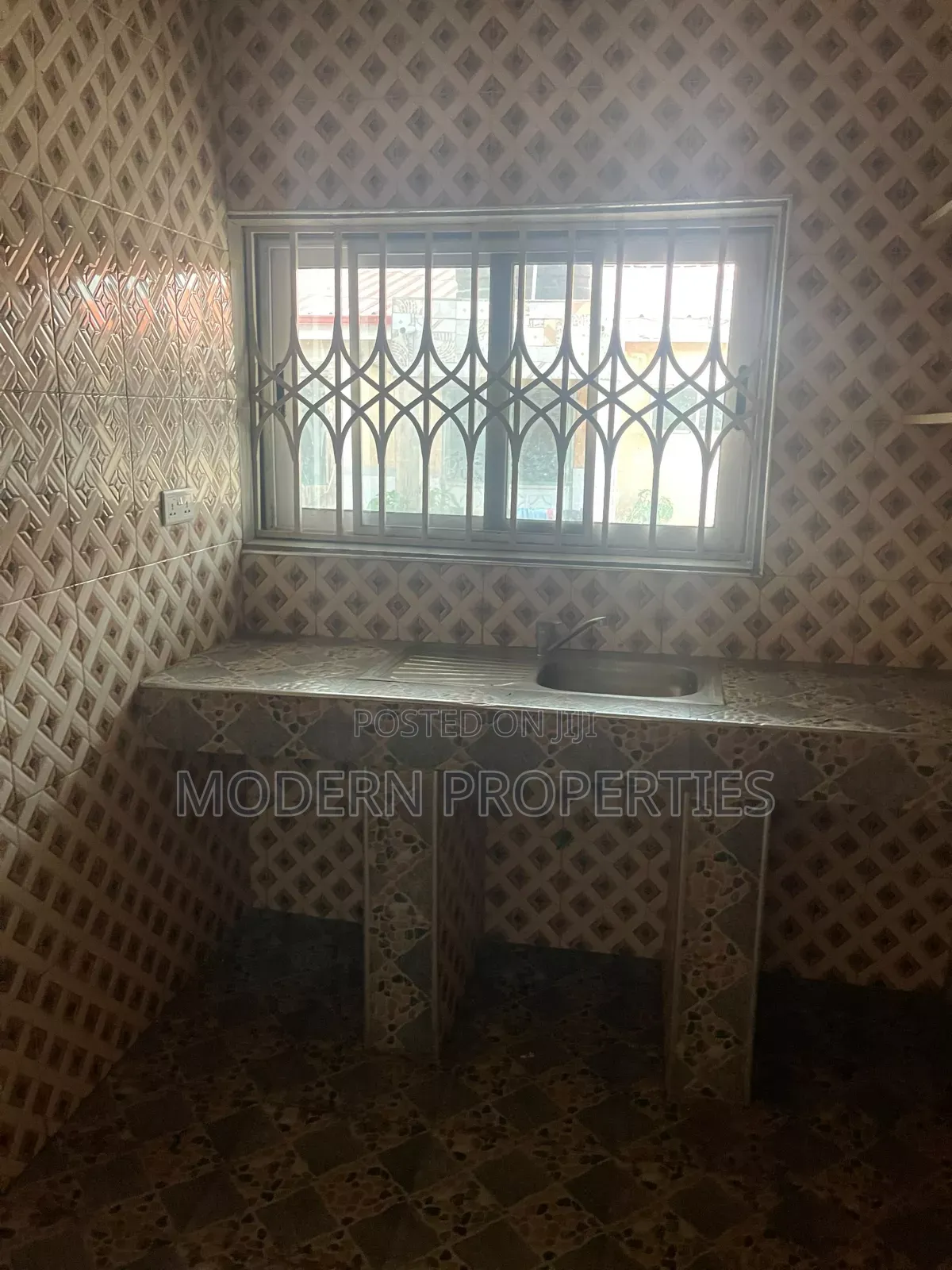 2bdrm Apartment in Modern Properties, New Town for rent
