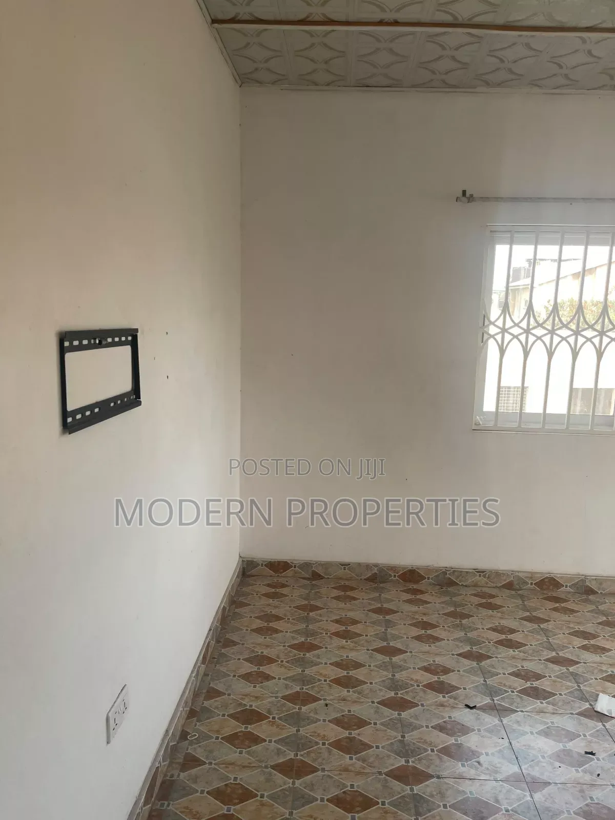 2bdrm Apartment in Modern Properties, New Town for rent