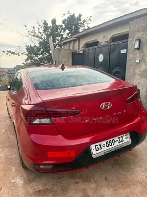 Hyundai Elantra 2019 Red
