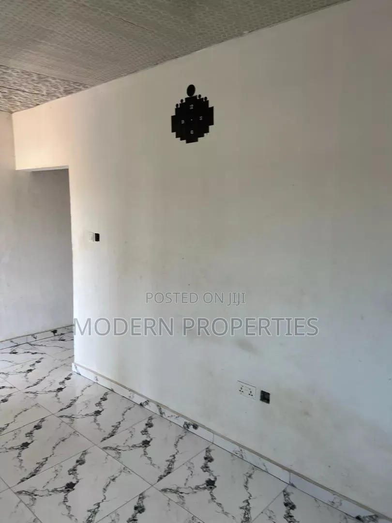 1bdrm Apartment in Modern Properties, New Town for rent
