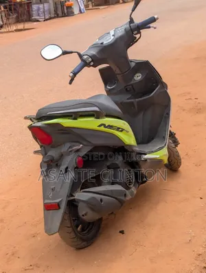 Yamaha Majesty 2024 Green