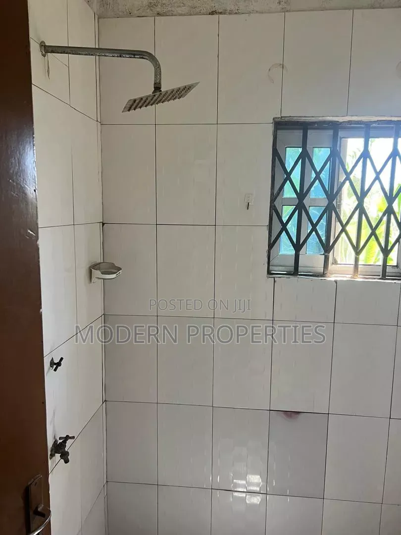 1bdrm Apartment in Modern Properties, New Town for rent
