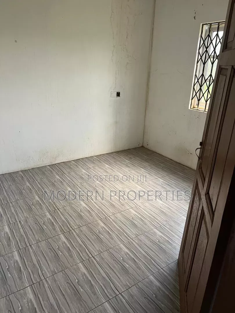 1bdrm Apartment in Modern Properties, New Town for rent