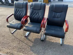 Modern Executive Visitor Chair