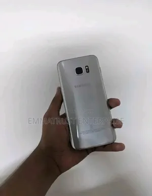 New Samsung Galaxy S7 edge 64 GB White