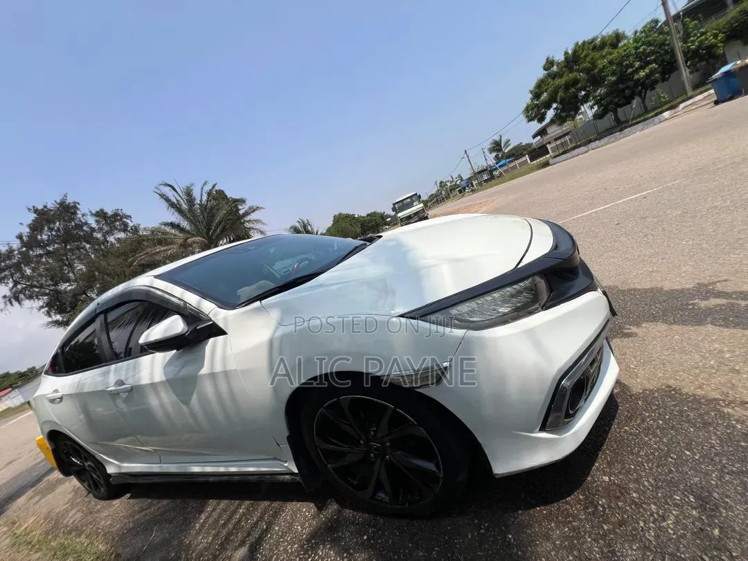 Honda Civic 2021 White