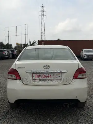 Toyota Belta 2010 White