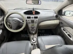 Toyota Belta 2010 White