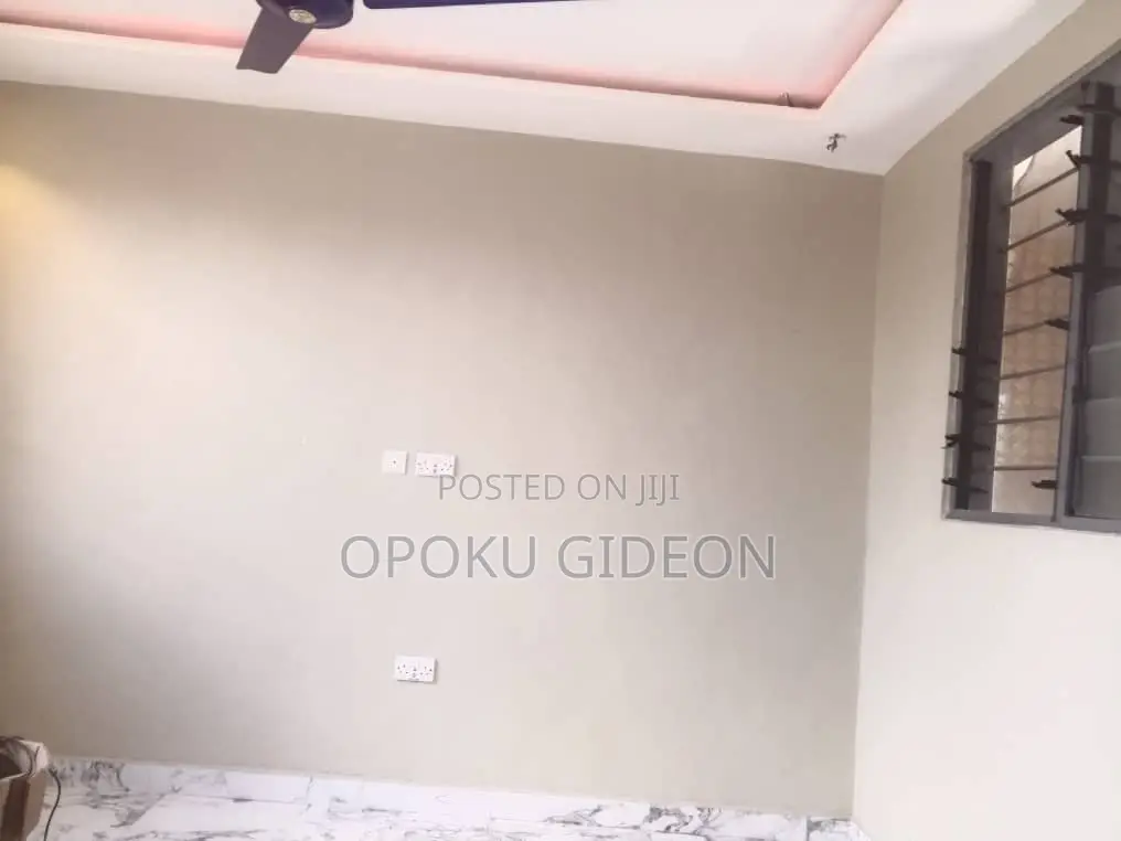 1bdrm Room & Parlour in Canada, Olebu for rent
