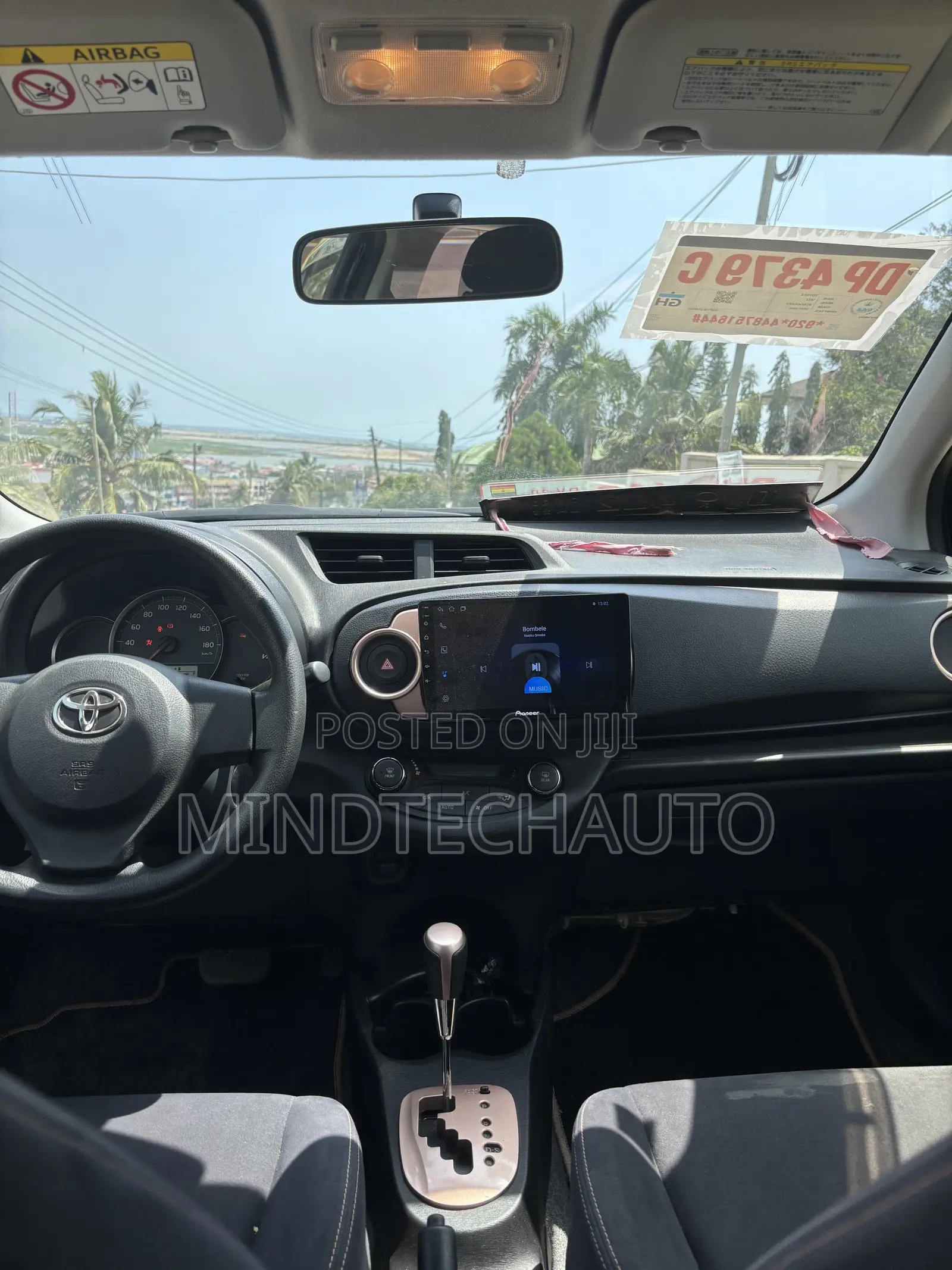 Toyota Vitz 1.3 AWD 3dr 2014 Purple