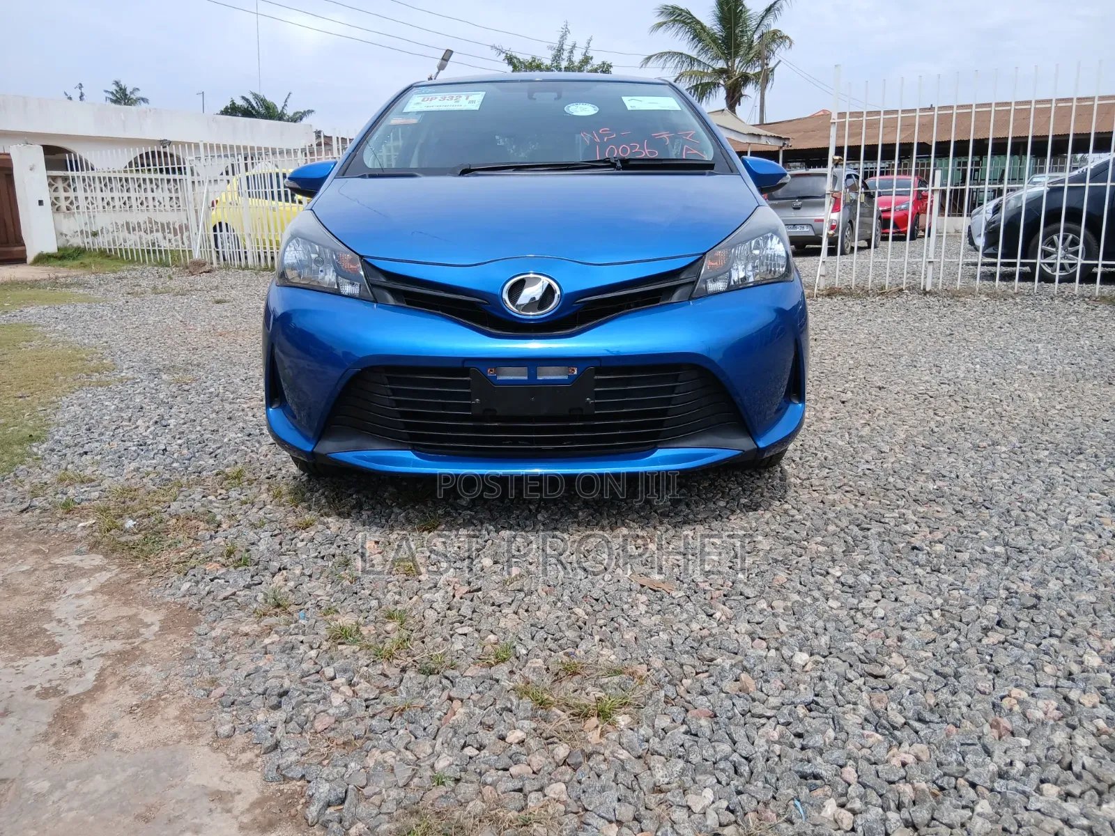 Toyota Vitz 1.3 FWD 5dr 2015 Blue