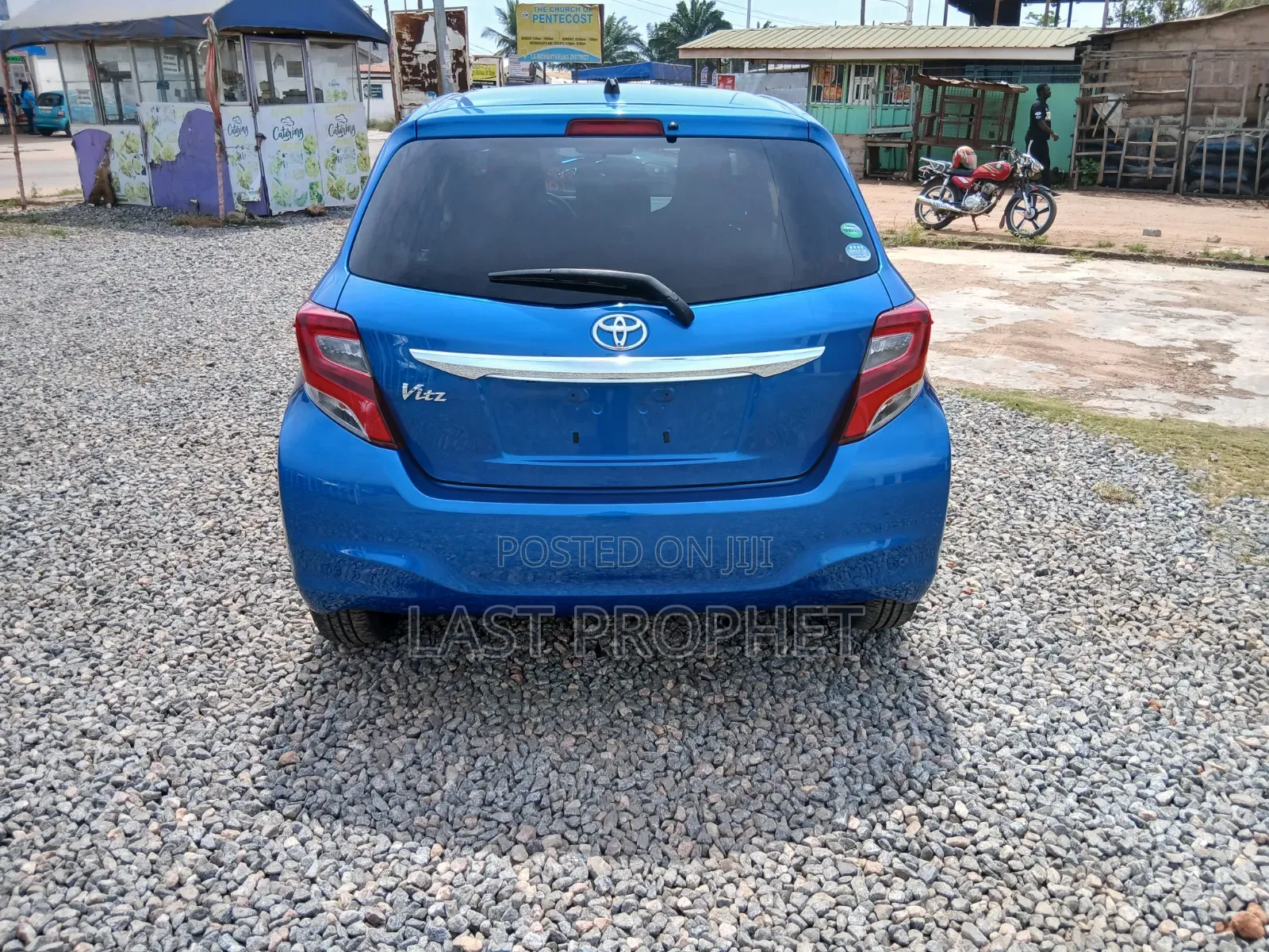 Toyota Vitz 1.3 FWD 5dr 2015 Blue