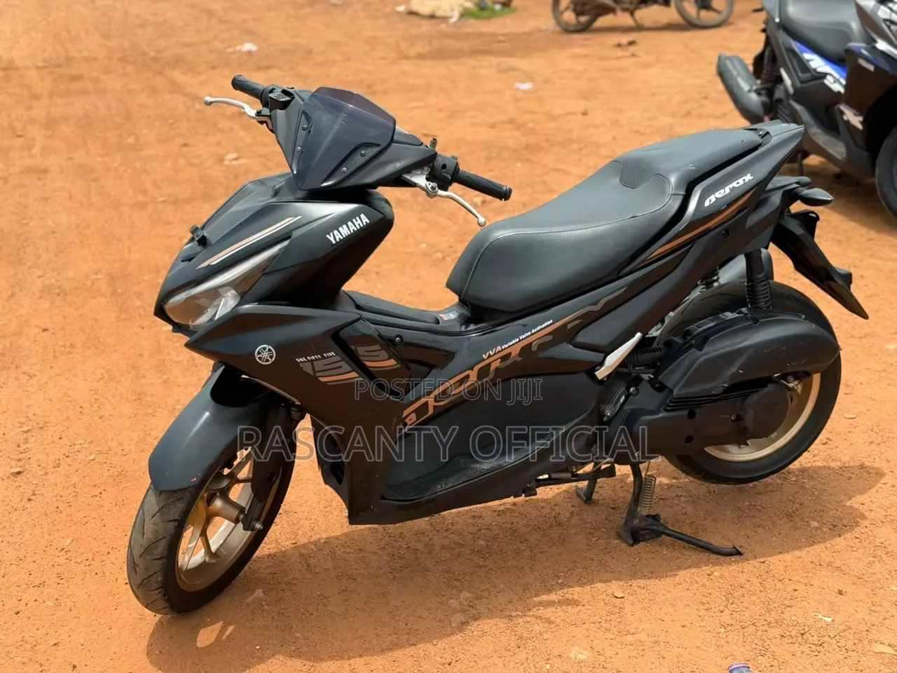 Yamaha Aerox 2024 Gray
