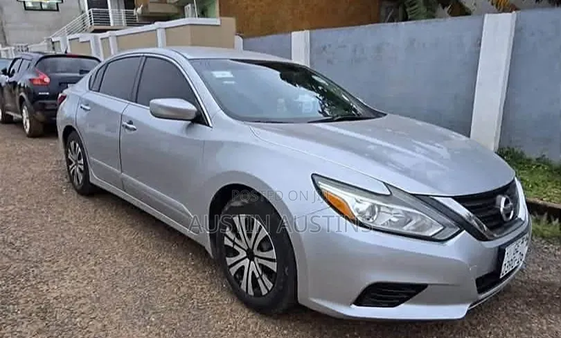 Nissan Altima 2016 Gray