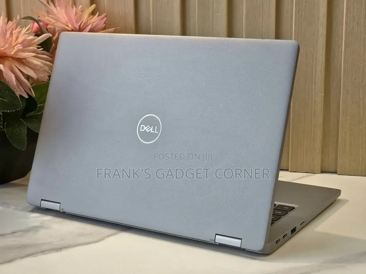 New Laptop Dell Latitude 5320 2-in-1 16GB Intel Core i5 SSD 256GB