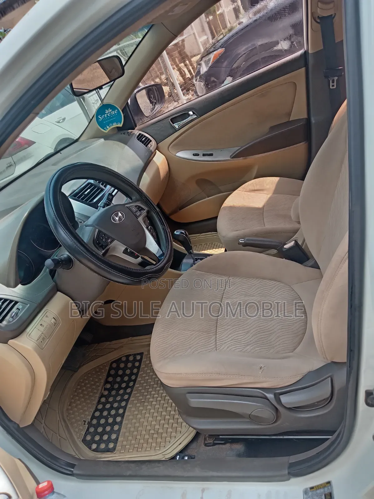 Hyundai Accent 2013 White