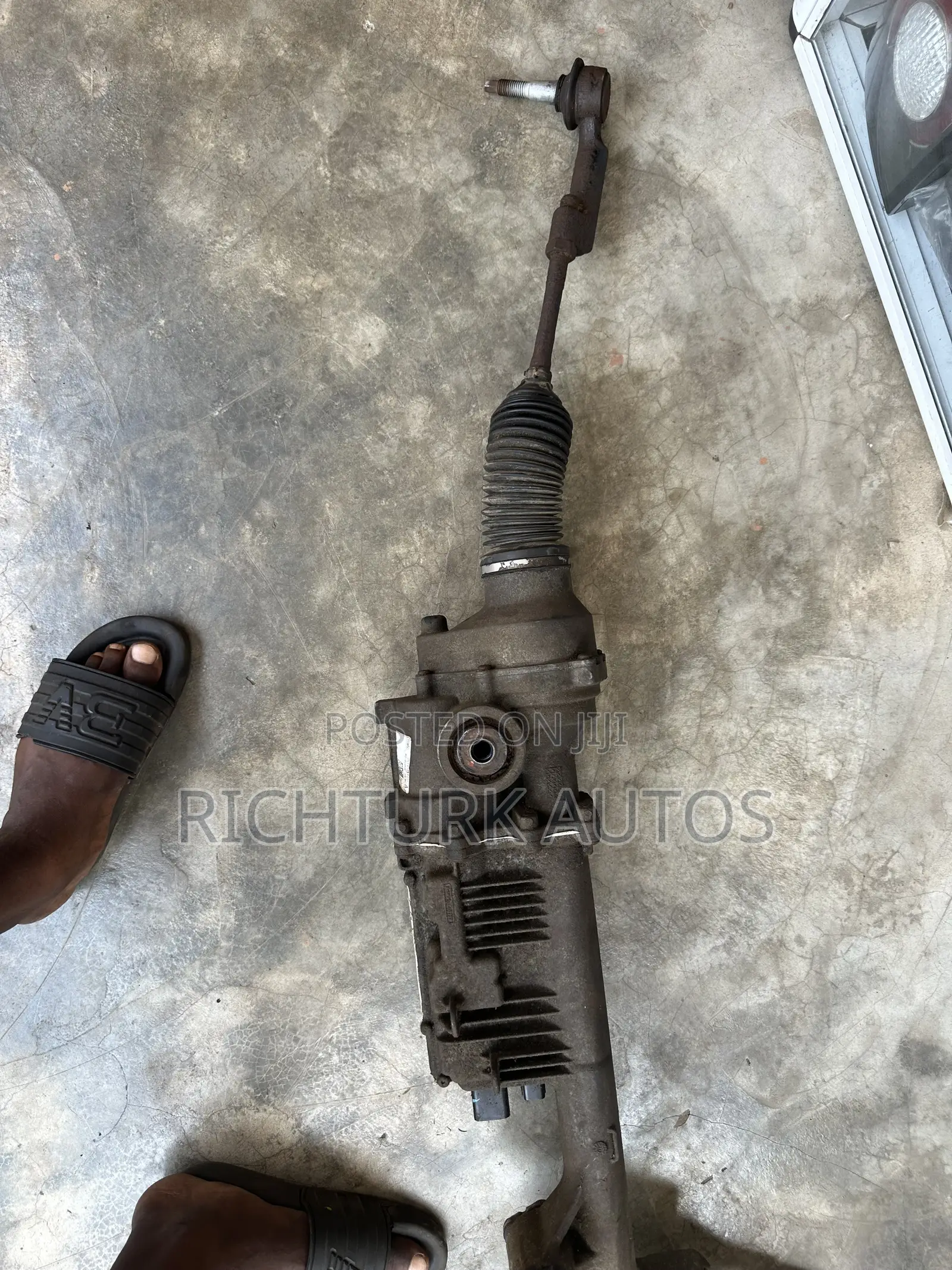 F150 Steering Rack 2015-2018 (Small Whole )