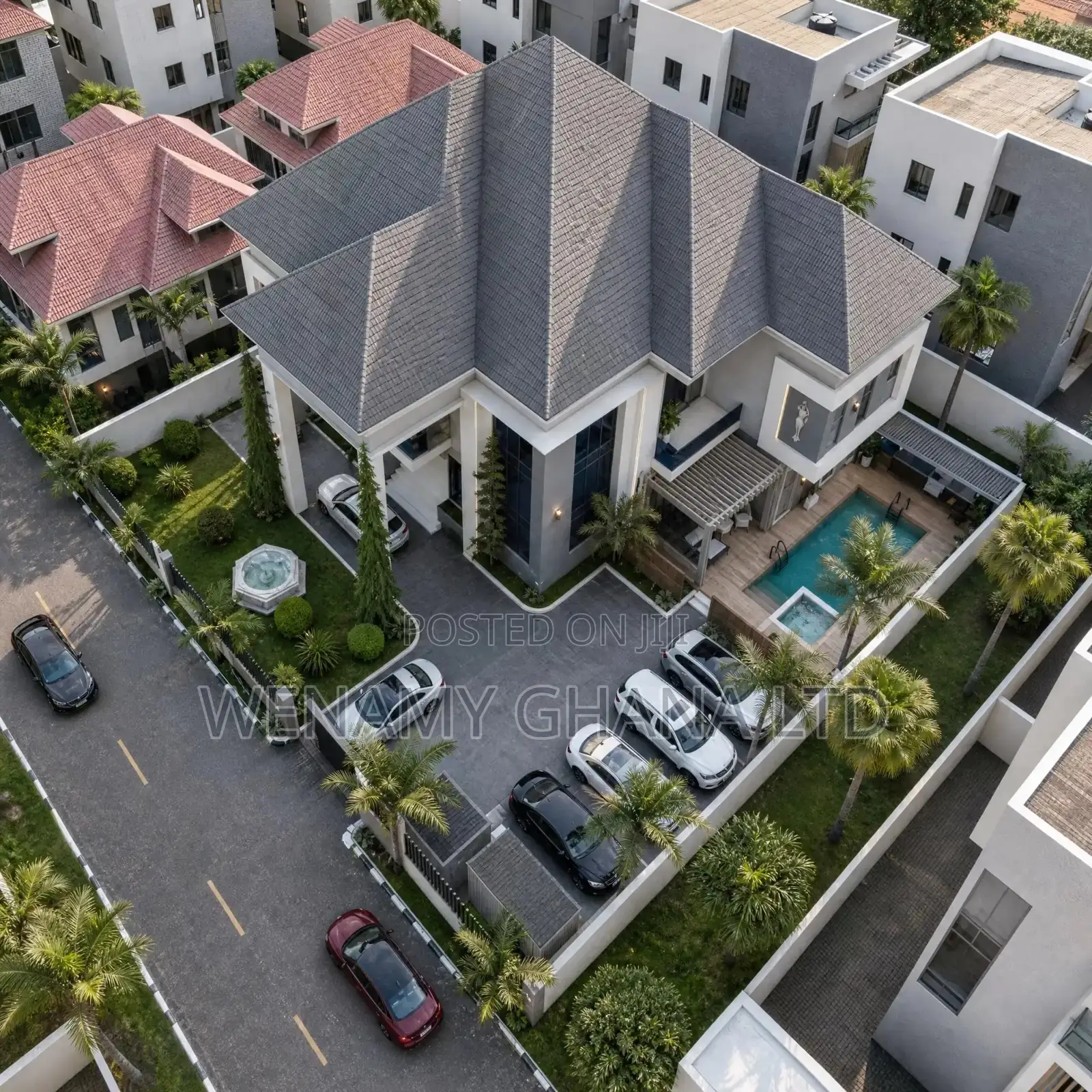 6bdrm Duplex in Accra Metropolitan for sale