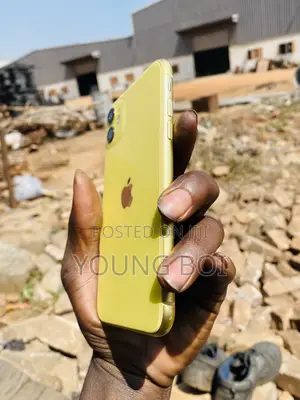 Apple iPhone 11 128 GB Yellow