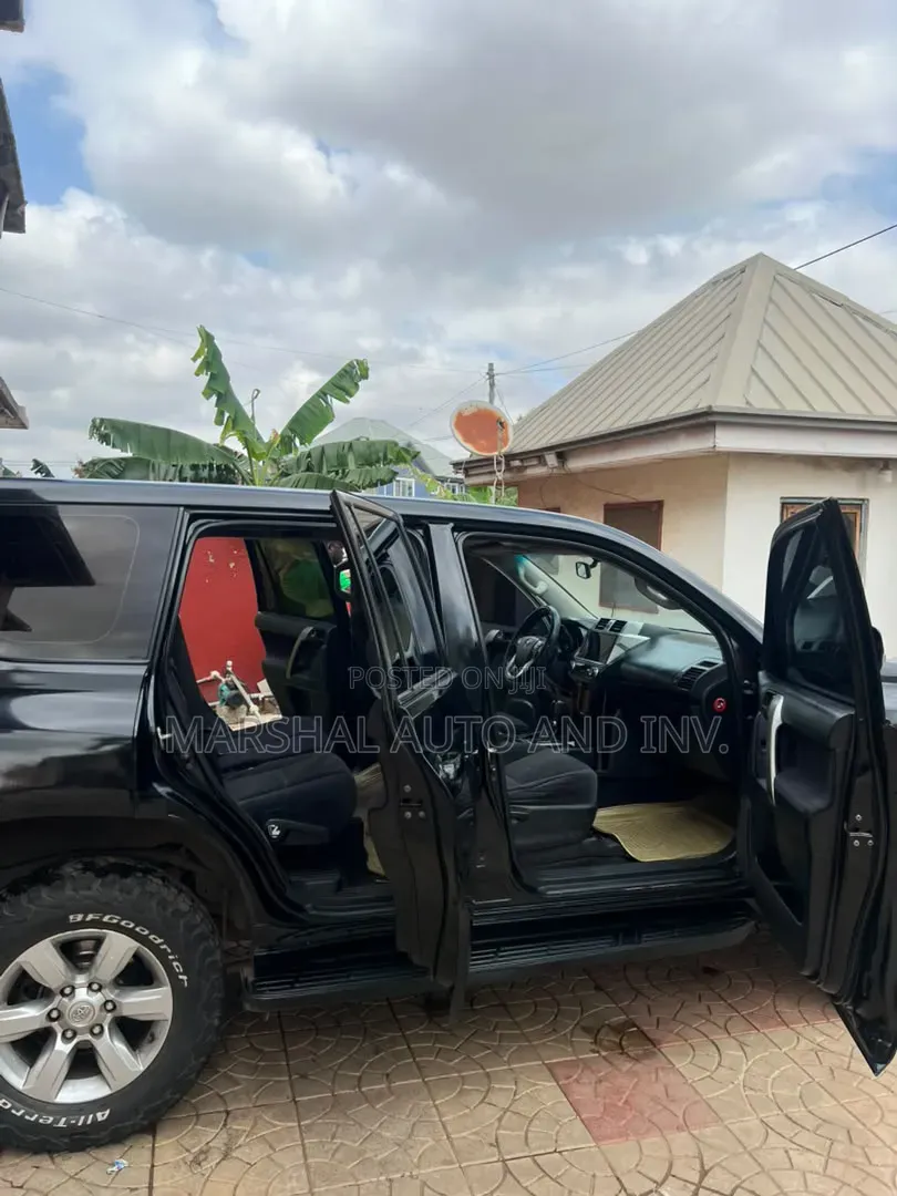Toyota Land Cruiser Prado 2.8 D-4D 2015 Black