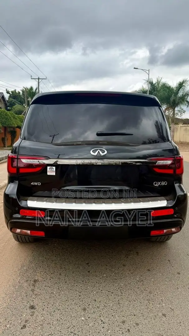 Infiniti QX80 PREMIUM SELECT 2022 Black