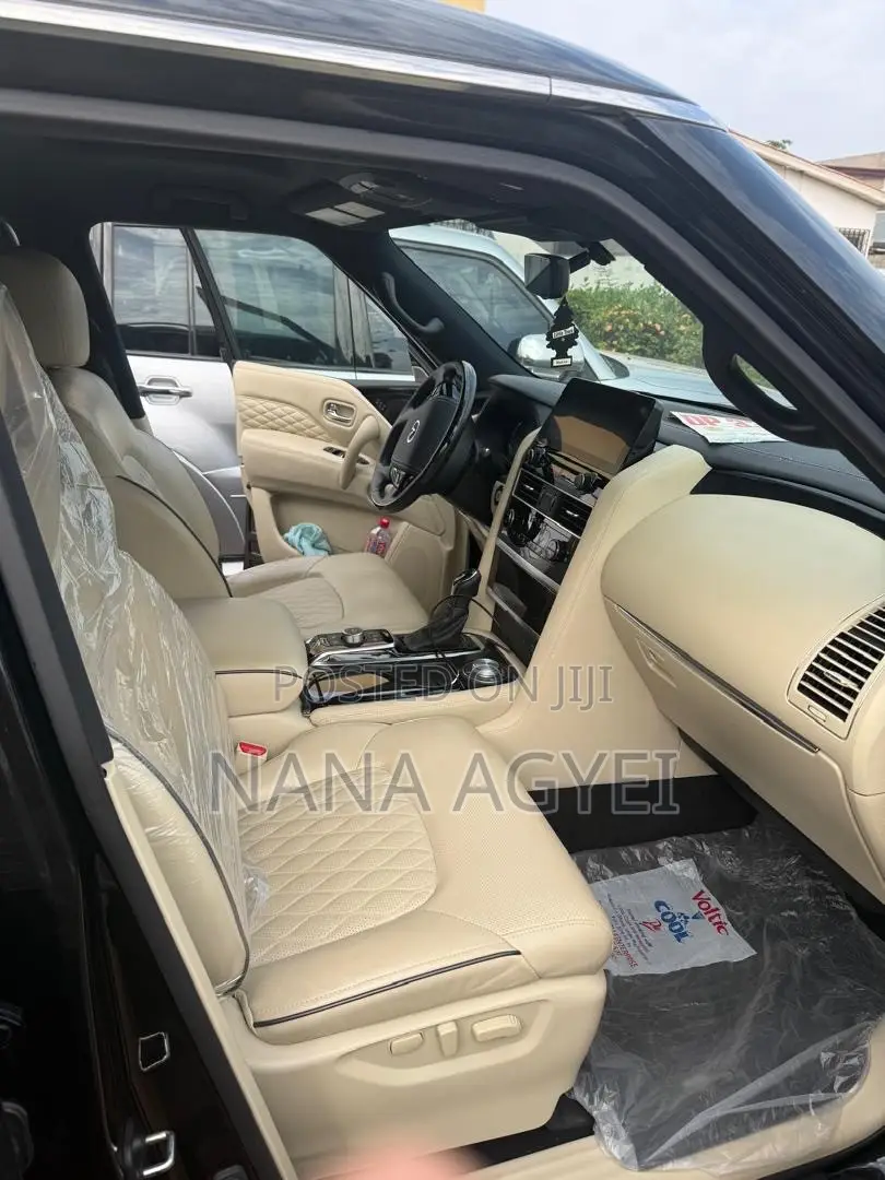 Infiniti QX80 PREMIUM SELECT 2022 Black