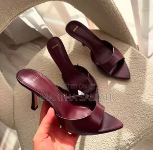 Mango (Mng) Heels