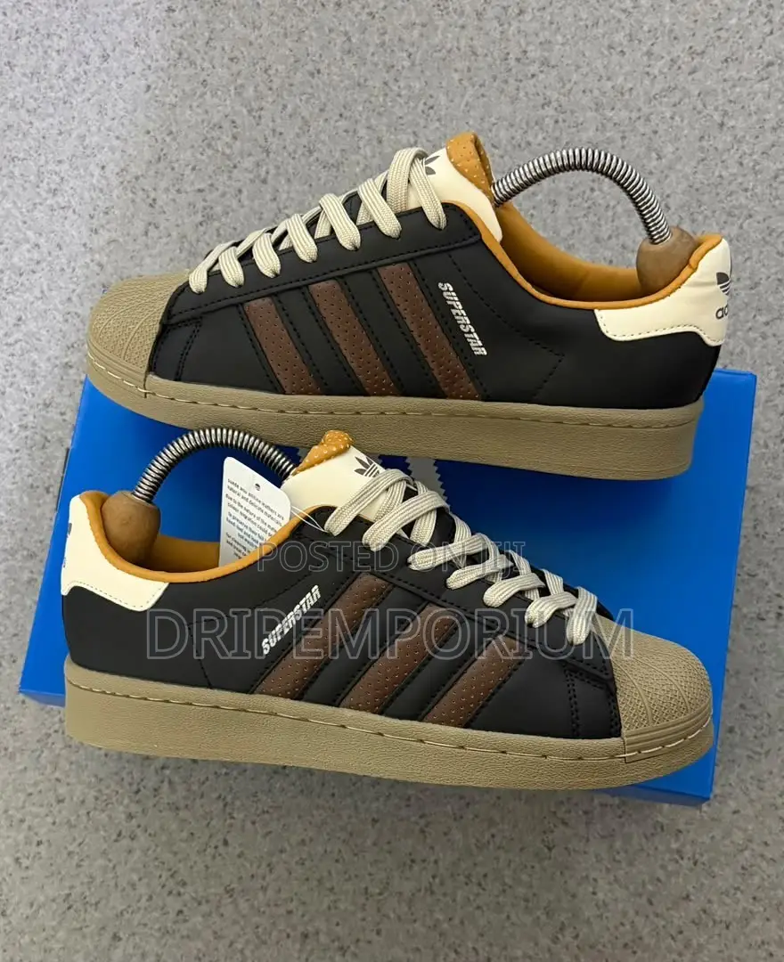 Adidas Superstar