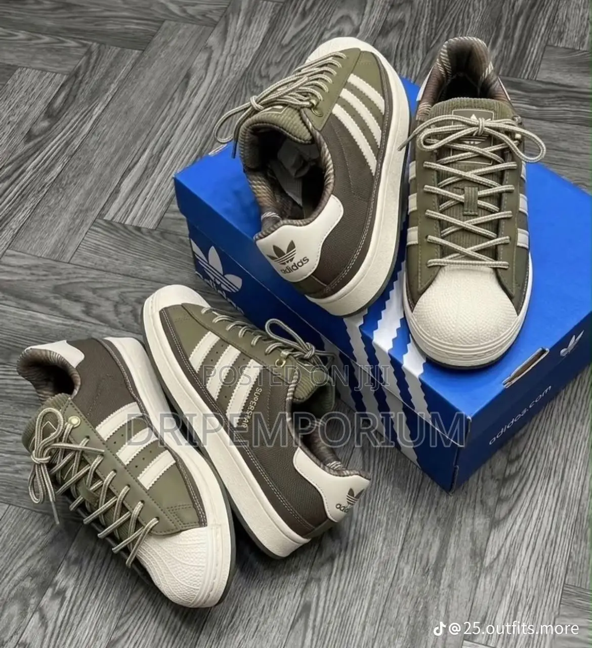 Adidas Superstar