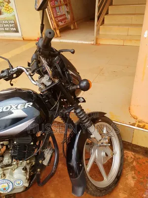Bajaj Boxer 125 2025 Black